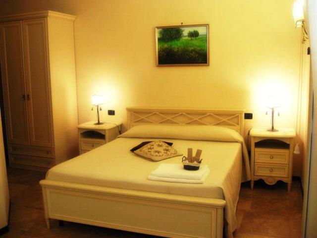 B&B La Dimora Di Nettuno Νάπολη Εξωτερικό φωτογραφία