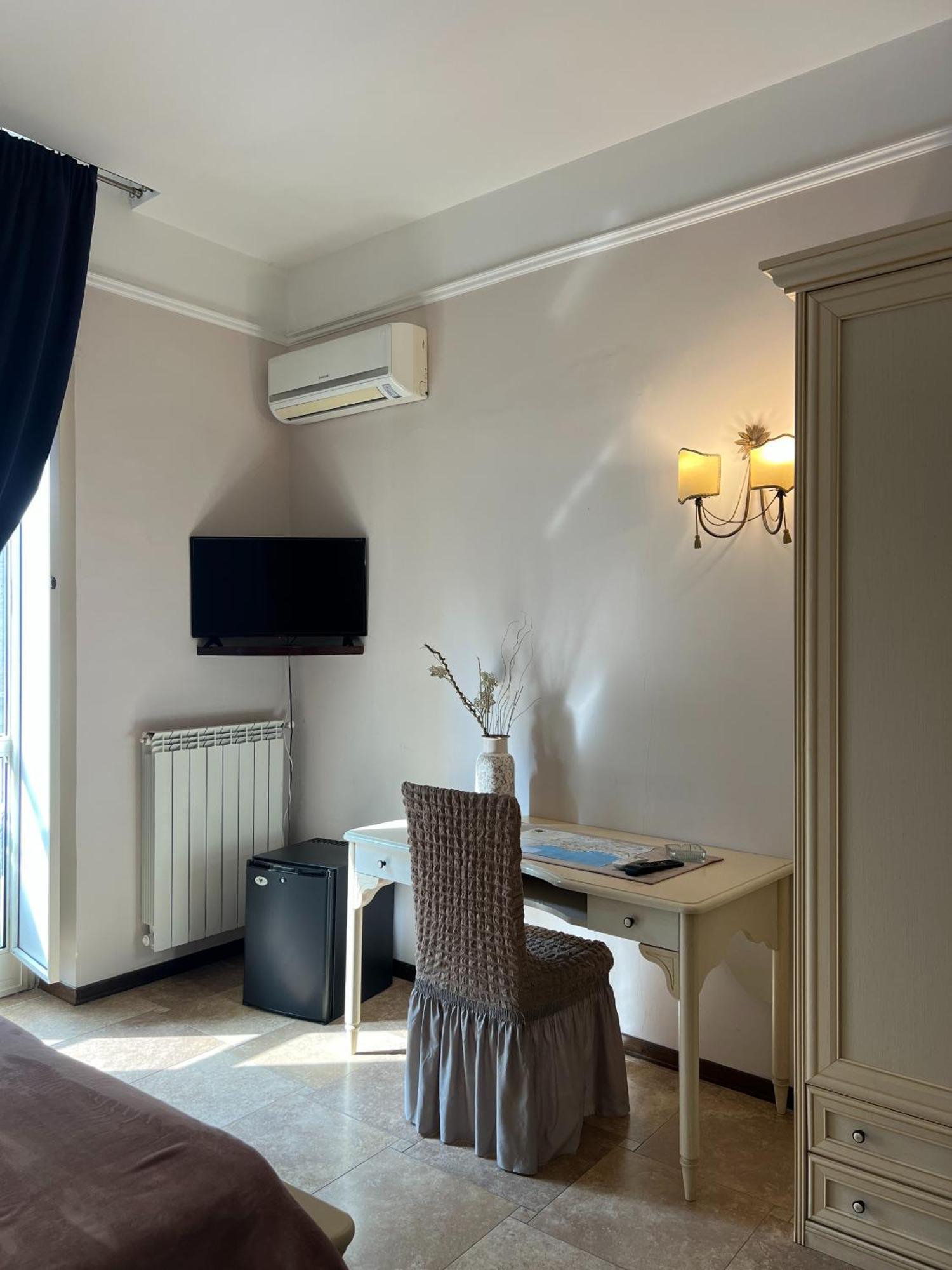 B&B La Dimora Di Nettuno Νάπολη Εξωτερικό φωτογραφία